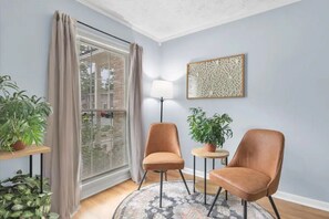 Interior - Modern Villa in the Vannah, GA (Savannah)