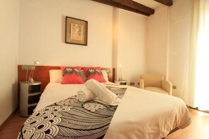 1 habitación, cuna de viaje y internet 