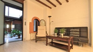 Unclassified image, 2 of 16, button - INSIDE APARTMENT ALHACABA 1 (Granada)