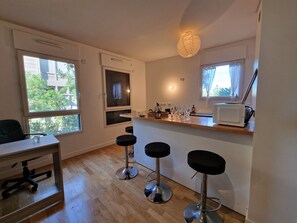Interior - 1 Bedroom Apartment in Paris (Paris)