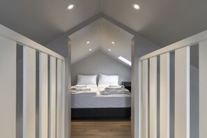Panoramic Apartment - Keflavik's Ray of sunshine Hafnargata (Reykjanesbær)