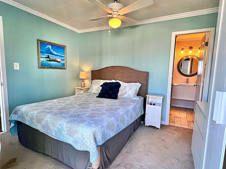 Second Row, Canal View, Pet Friendly: Your Perfect Beach Getaway! - Sunset Beach, NC