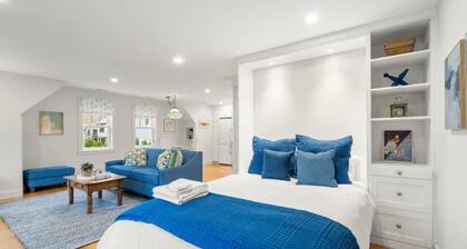 Rockport Studio · Walk to Bearskin Neck · Reserved Parking