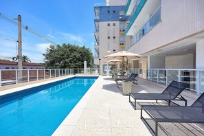 公寓 | 泳池 | 2 室外游泳池