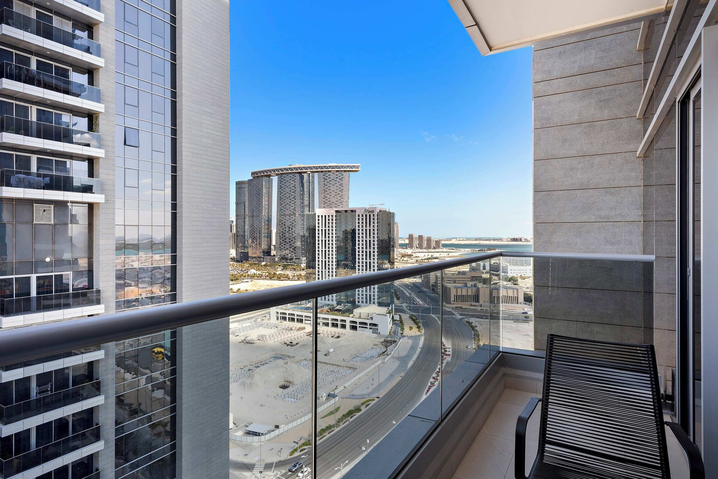 Superior Apartment, 1 Katil Raja (King), Canal View | Balkoni