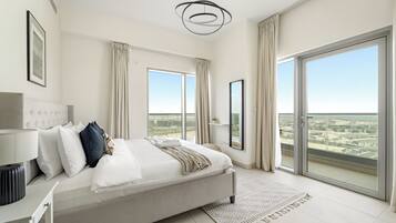 Grand Apartment | Cadar kapas Mesir, peralatan tempat tidur premium, busa memori