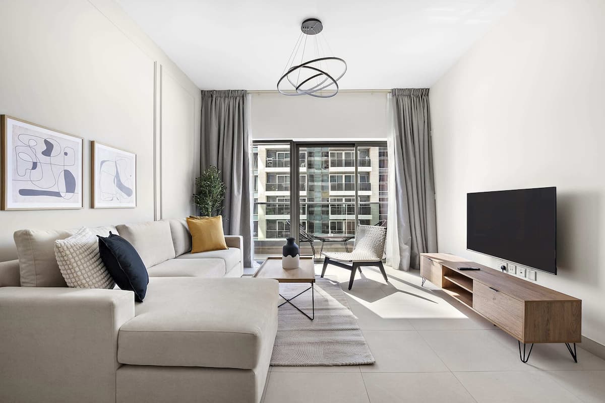 Apartemen Premium | Area keluarga | Smart TV 50-inci dengan saluran TV digital