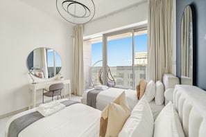Elite Apartment | 2 bedrooms, Egyptian cotton sheets, premium bedding, memory foam beds