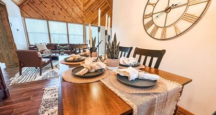 Cedar River Home-Pet Friendly!