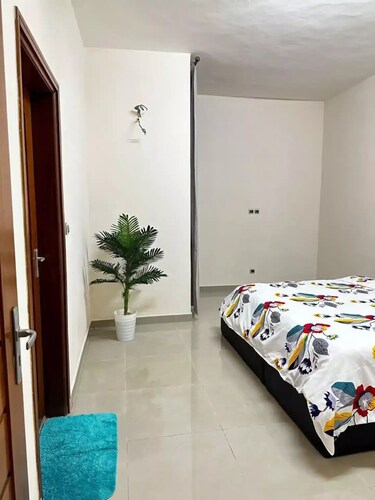 Cozy Room In Cotonou City
