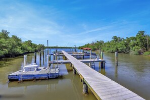 Marina - Secluded Island Oasis (Marco Island)