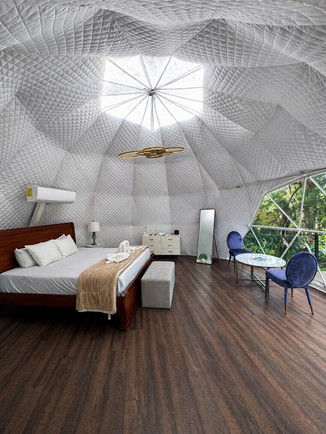 Premium Glamping Suite (Queen). | 1 bilik tidur, peralatan tempat tidur premium, busa memori, bar mini 