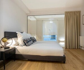 2 chambres, fer et planche Ă repasser, Wi-Fi, draps fournis
