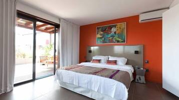 Literie de qualité supérieure, matelas Select Comfort, minibar