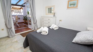 2 Schlafzimmer, Bügeleisen/Bügelbrett, kostenloses WLAN, Bettwäsche