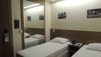 1 bedroom, in-room safe, iron/ironing board, free WiFi