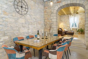 Dining - Villa Onelia (Istria - Vodnjan) (Vodnjan)