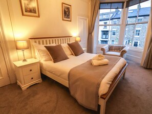 7 Schlafzimmer, individuell dekoriert, individuell eingerichtet