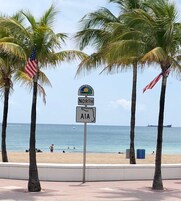 Una playa cerca, toallas de playa