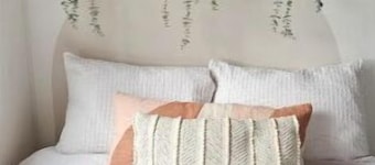 Tiny house couple retreat near beaches with pool!