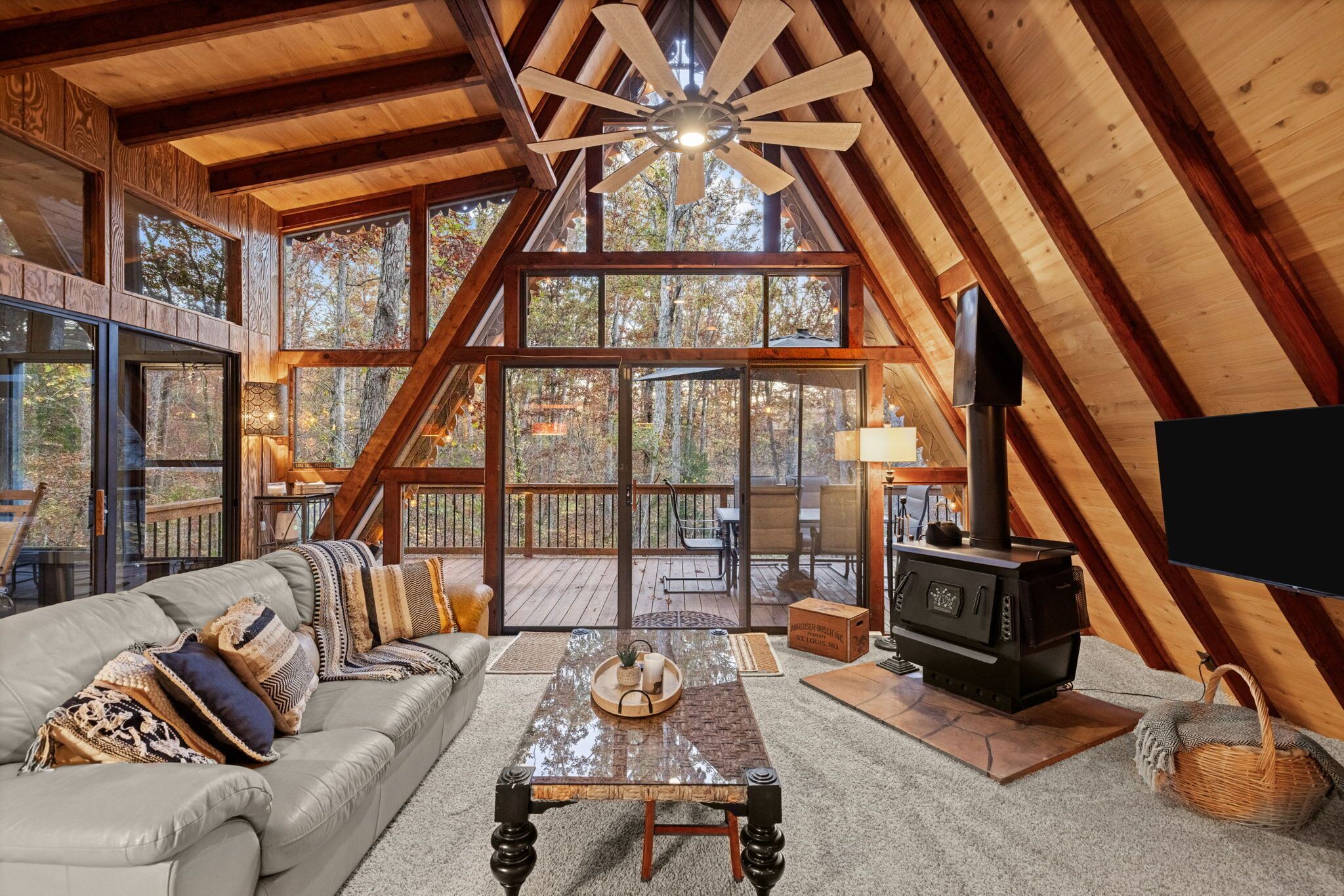 NEW! Welcome to Wilderness on Wunderbar! Charming Innsbrook Chalet.