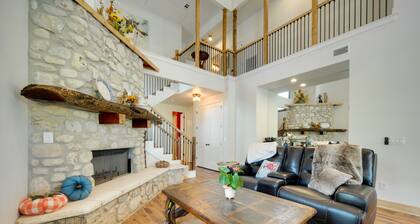 Horseshoe Bay Resort Home ~ 6 Mi to Lake LBJ!