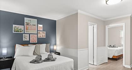 Double Room with Kitchenette Hotel- 2 Pools, Near Beach/Boardwalk, No Pets