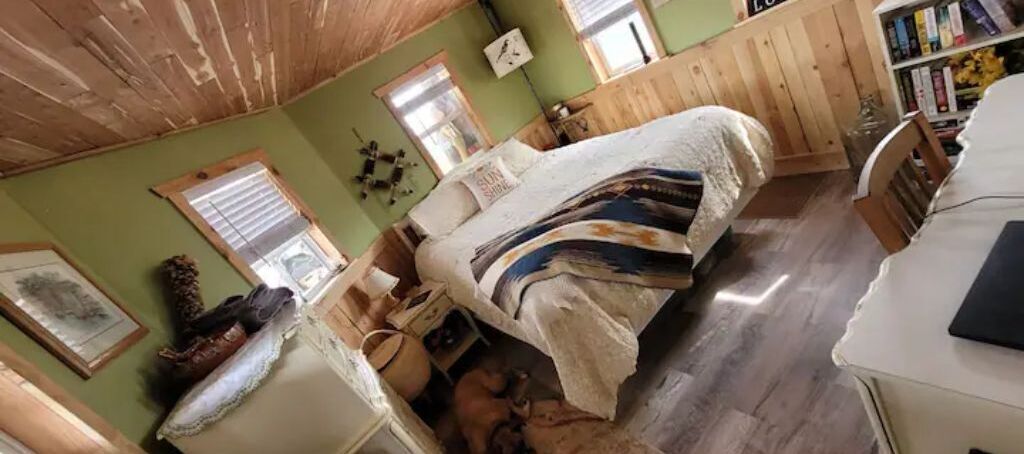 1 chambre, bureau, Wi-Fi gratuit, draps fournis