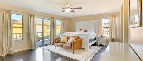 5 bedrooms, desk, iron/ironing board, travel crib