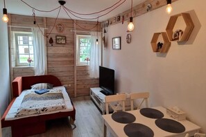 3 Schlafzimmer, Schreibtisch, Bügeleisen/Bügelbrett, kostenloses WLAN