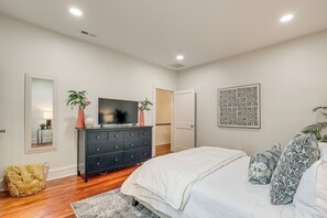 3 chambres, fer et planche à repasser, accès Internet, draps fournis