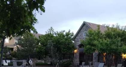 Westbury Townhome with community pool