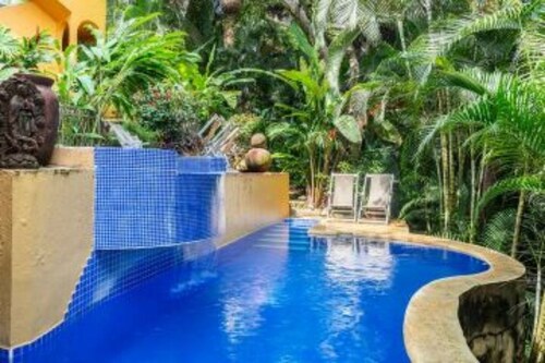 Xochitlan - Pool View Apartment

