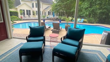 Piscina externa, piscina aquecida