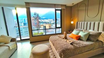Comfort Suite | 1 bedroom, iron/ironing board, free WiFi