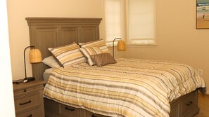 7 bedrooms, in-room safe, iron/ironing board, travel cot