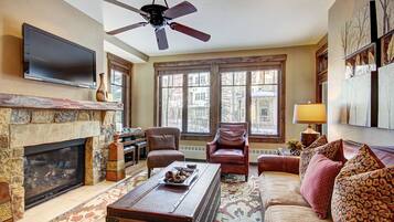 Premium Condo | Living area