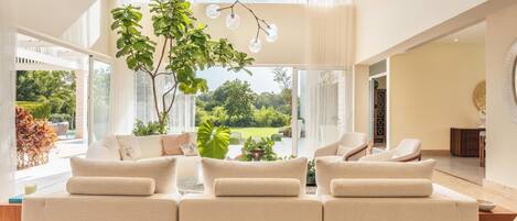 Villa, Smoking | 4 bedrooms