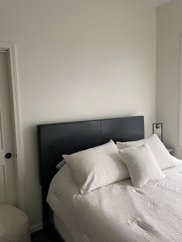 1 bedroom, iron/ironing board, travel cot, free WiFi