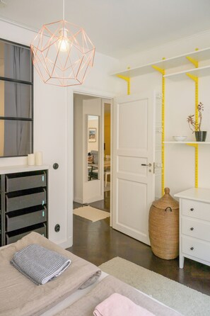 2 chambres, bureau, fer et planche à repasser, Wi-Fi gratuit