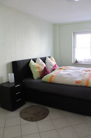 1 Schlafzimmer, WLAN, Bettwäsche