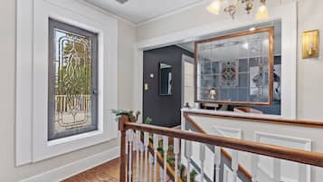 Handrails in stairways