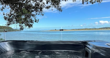Absolute Waterfront in Ngunguru
