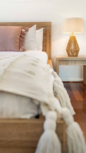 1 slaapkamer, een strijkplank/strijkijzer, reisbedje, wifi