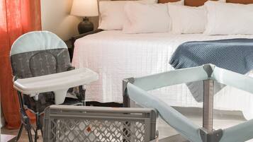 4 bedrooms, desk, iron/ironing board, travel cot