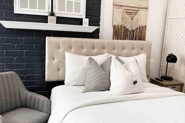 1 camera, ferro/asse da stiro, Wi-Fi, lenzuola