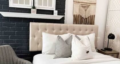 Cozy Tiny studio 20Min to DwTn SF & 7min to SFO