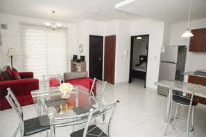 Interior - Acogedor Apartamento Altos del sur con Balcón (Santa Cruz de la Sierra)