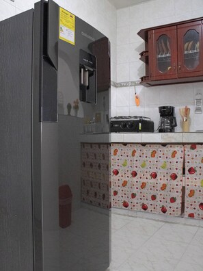 Family Apartment, Pets Allowed | Private kitchen | Fridge, dishwasher, rice cooker, blender