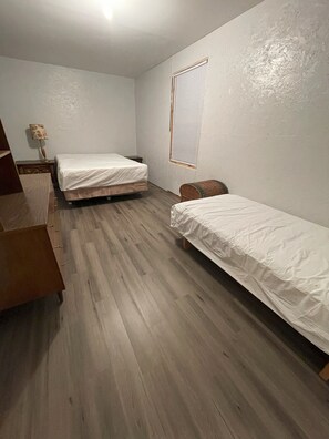 4 Schlafzimmer, WLAN, Bettwäsche